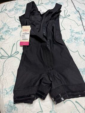 M&D Black Women's Shaping Bodysuit